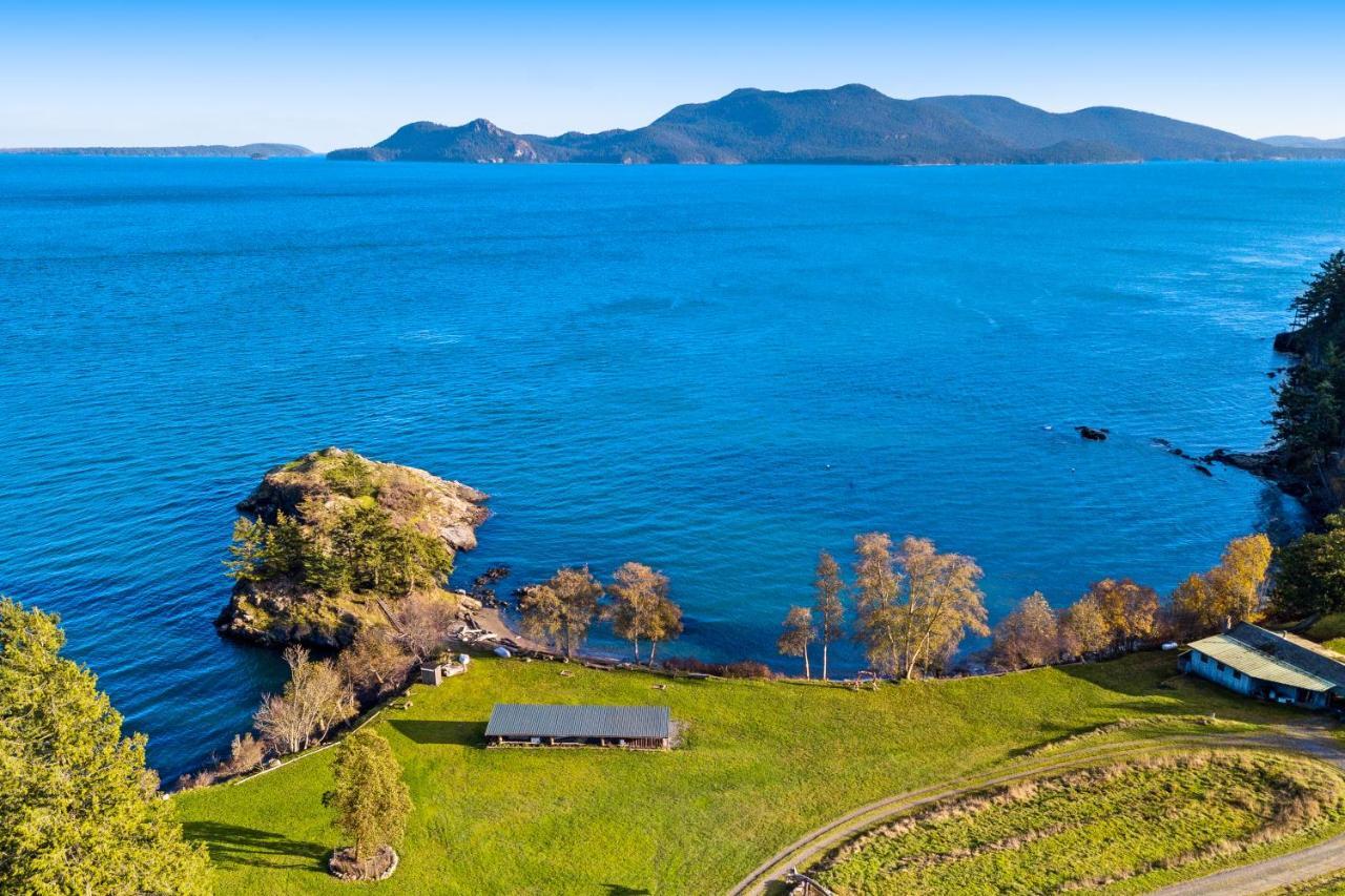 Obstruction Pass Cottage Olga ภายนอก รูปภาพ